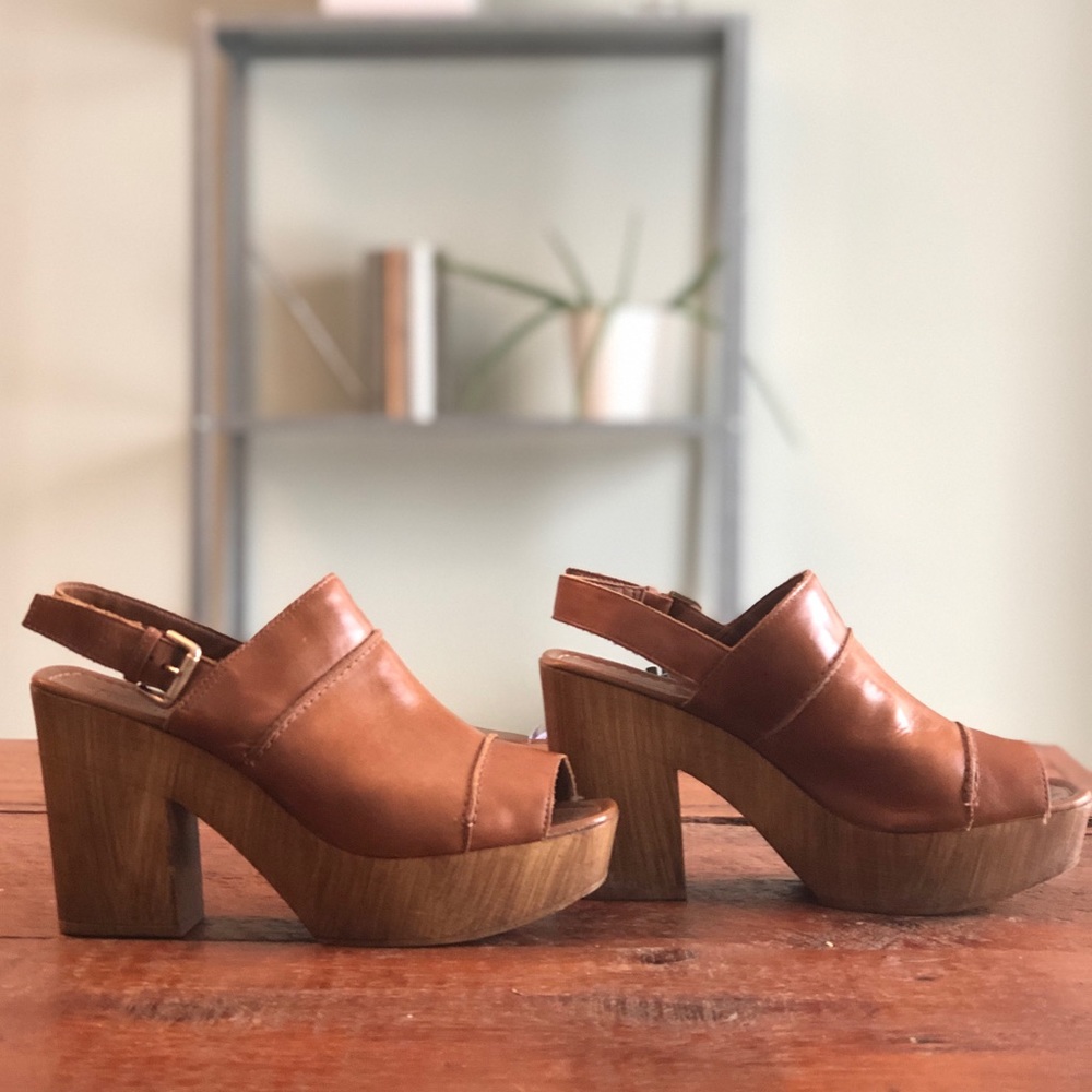 Platform Leather Clogs
